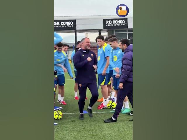 Video thumbnail for El pasillo cumpleañero de la plantilla para Hansi Flick 😅🫶

📹 @fcbarcelona
