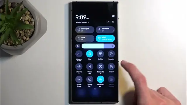 Video thumbnail for How to Activate Portable Hotspot on Nubia Redmagic 8s Pro?