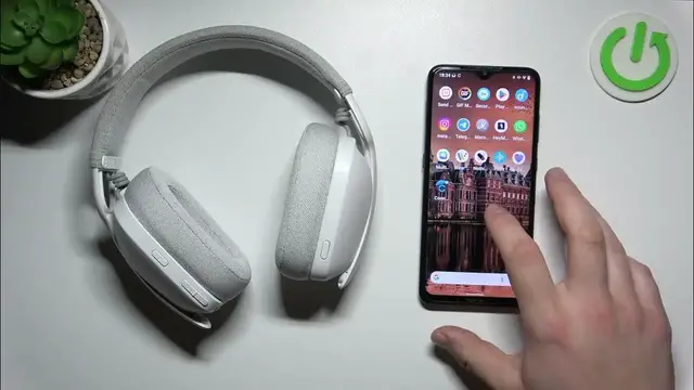 Video thumbnail for How To Enter & Manage Side Tone Settings On Logitech Zone Vibe 100