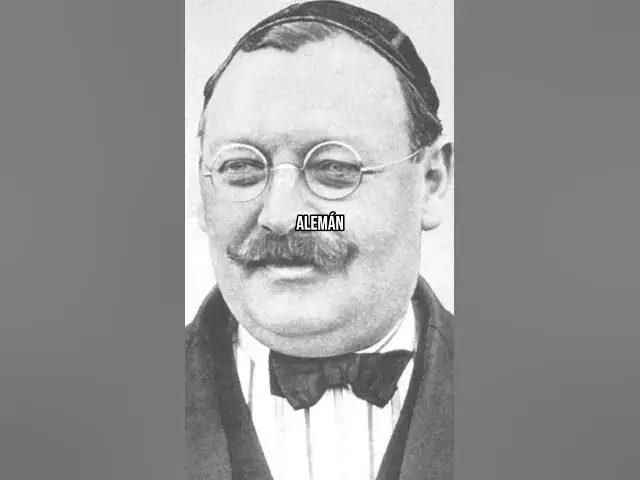 Video thumbnail for ASÍ FUE EL PRIMER PARTIDO DE LA HISTORIA DEL BARÇA