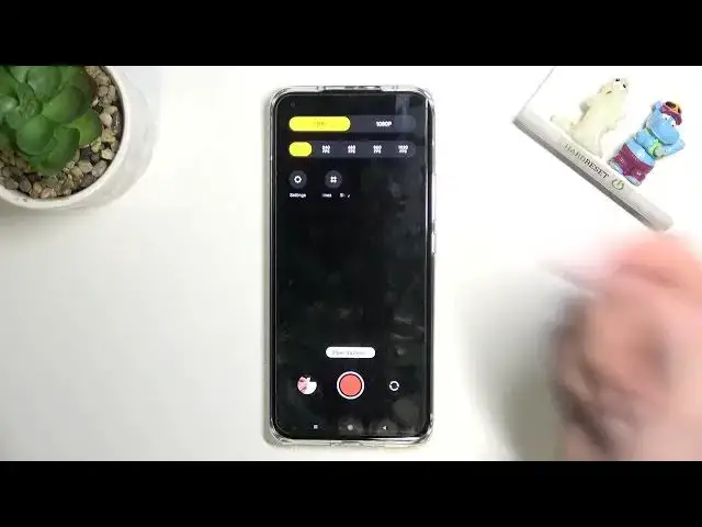 'Video thumbnail for How to Change Speed of Slow Motion on XIAOMI Mi 11 Ultra Camera'