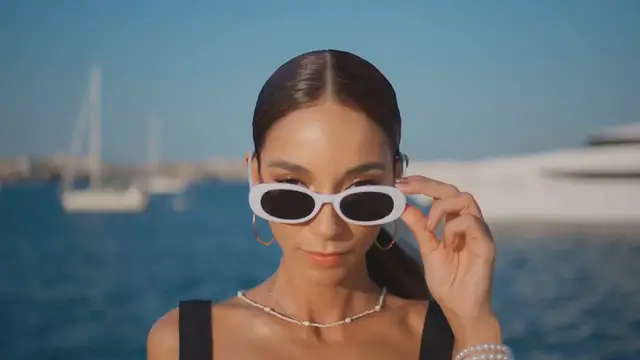 Video thumbnail for Summer 2025 Nautical Fashion: Effortless Style with a Chic Sailor Twist!