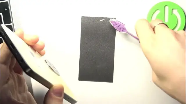 Video thumbnail for How to Clean USB Charging Port on OPPO A38 - Safe & Easy Method