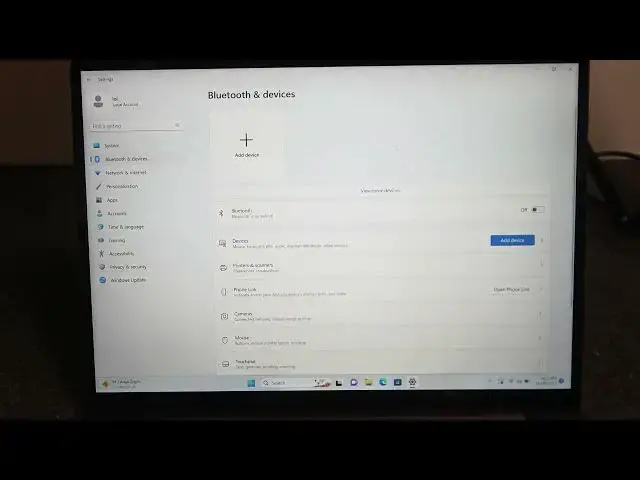 'Video thumbnail for How To Connect Wireless Headphones With Chuwi GemiBook'