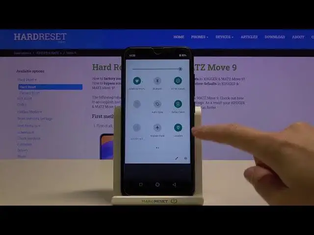 Video thumbnail for KRUGER & MATZ Move 9 – Open Camera Settings & Manage Location Tags