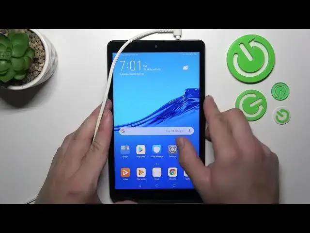 'Video thumbnail for How to Connect Headphones to HUAWEI MediaPad M5 Lite'