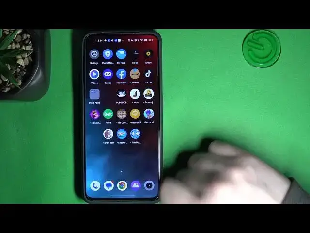 'Video thumbnail for Is the Fortnite Game Available on a REALME GT2? Let's Find Out!'