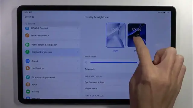 Video thumbnail for How to Enable Dark Mode on Honor Pad X9 – Dark Theme