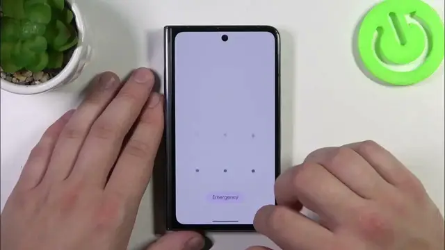 Video thumbnail for All Unlock Methods in GOOGLE Pixel Fold – Find Lock Screen Options