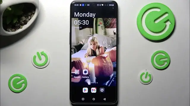 'Video thumbnail for How to Change Icon Size on OnePlus 10T?'
