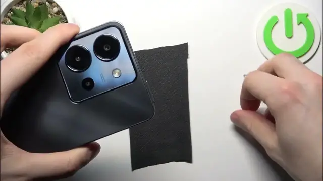 Video thumbnail for How to Insert SIM & SD Cards into a VIVO Y36