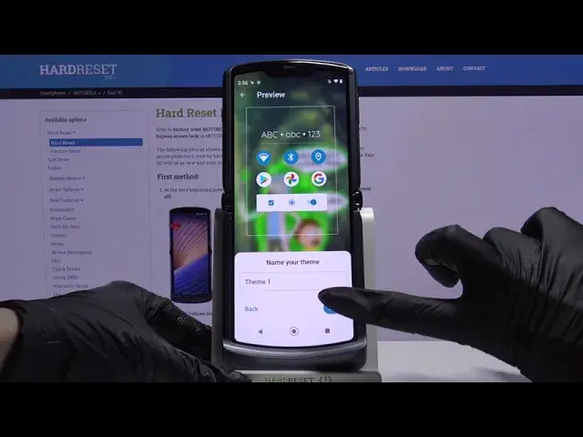 'Video thumbnail for How to Change Style of Font in Motorola Razr 5G - Pick Different Text Style'