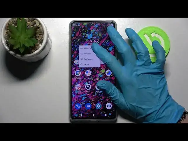Video thumbnail for How to Change Icon Size on MOTOROLA Edge 20 Pro - Home Screen Settngs