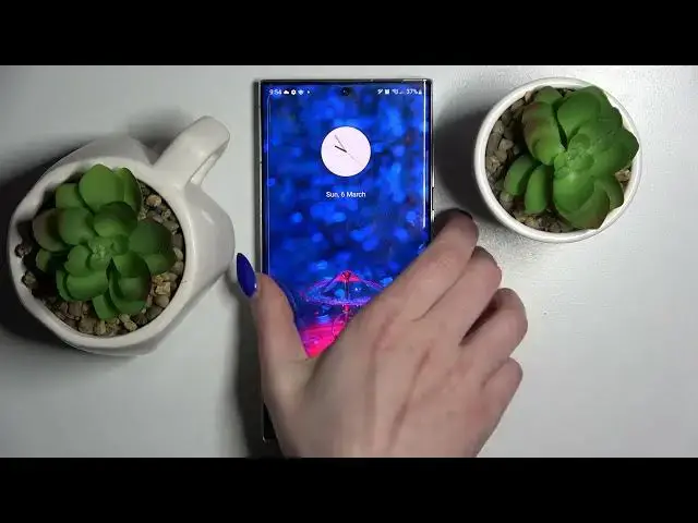 'Video thumbnail for How to Add Screen Lock on Samsung Galaxy S22 Ultra - Manage Screen Protection'