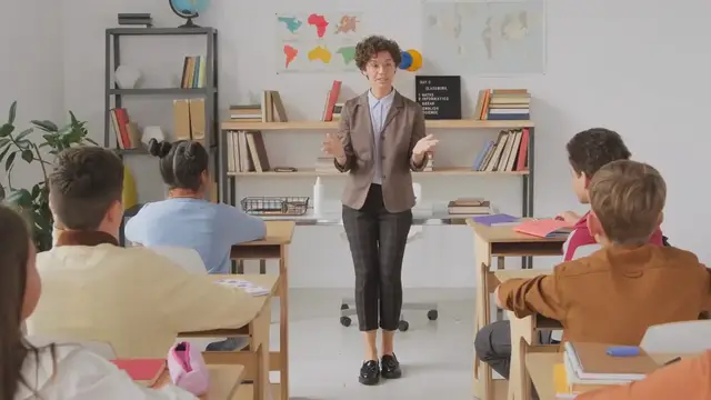 Video thumbnail for Jumpstart Your Nursing Career: No-Prerequisite Programs in the U.S.