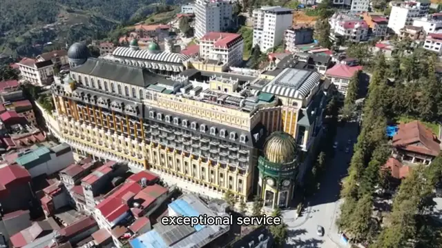 Video thumbnail for Top 10 most Luxurious Hotel in the world