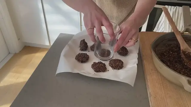 Video thumbnail for No-Bake Cookies
