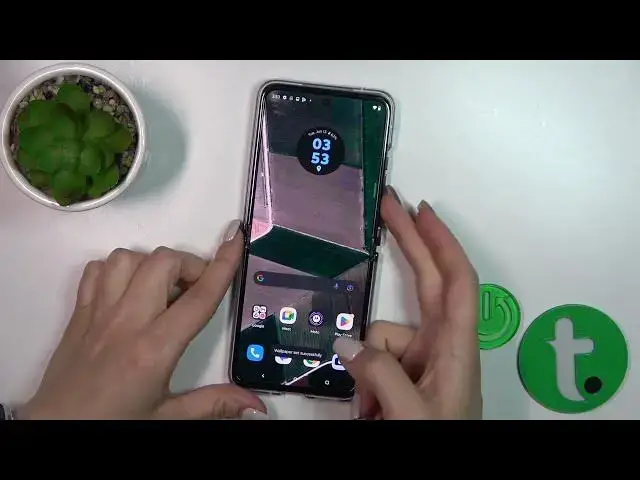 Video thumbnail for How to Change Lock Screen Wallpaper on Motorola Razr 40 Ultra?