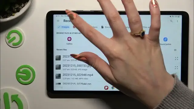 Video thumbnail for How to Add Pictures/Photos To Your Text Message on SAMSUNG GALAXY TAB A9 – Attach Media Files