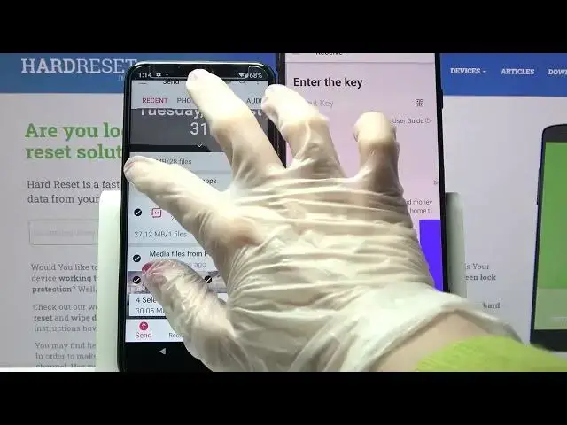 'Video thumbnail for Transfer Files from Xiaomi Mi A2 Lite to an Android {Send Anywhere}'