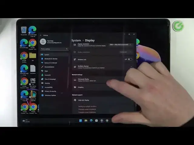 Video thumbnail for Microsoft Surface 8 Pro - How To Enable & Disable Night Light