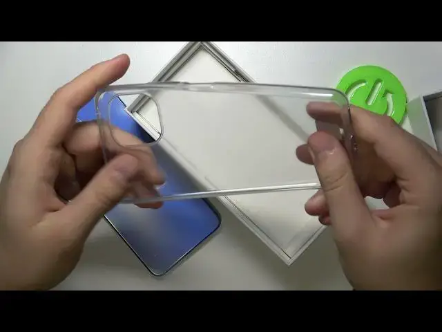 'Video thumbnail for Does the Xiaomi 11 Lite 5G NE Come with a Protective Silicon Case?'