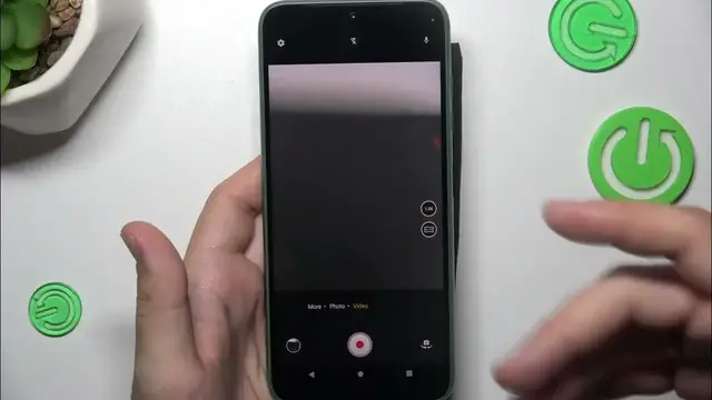 Video thumbnail for How to Enable Video Stabilization on FAIRPHONE 4