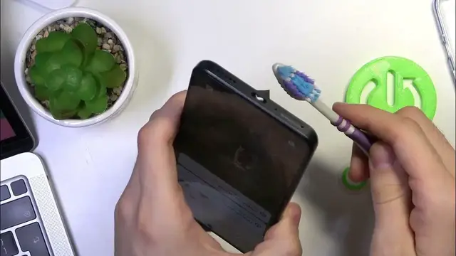 Video thumbnail for How to Clean USB Using Household Items in Xiaomi 13T?