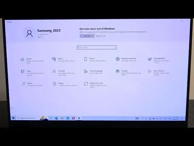 Video thumbnail for How To Enable & Disable Auto Display Brightness on Samsung Galaxy Book Pro / Manage Display Settings
