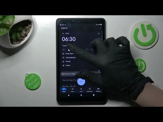 Video thumbnail for How To Create Alarm Clock On Lenovo Tab M7