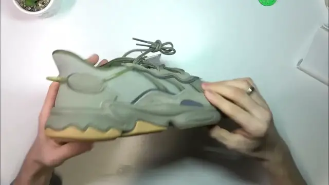 Video thumbnail for Unboxing and First Impressions of Adidas Ozweego Raw Khaki - Discover Style and Comfort