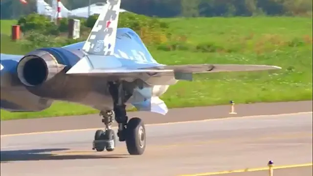 Video thumbnail for Sukhoi Su-57 Capabilities and Comparisons