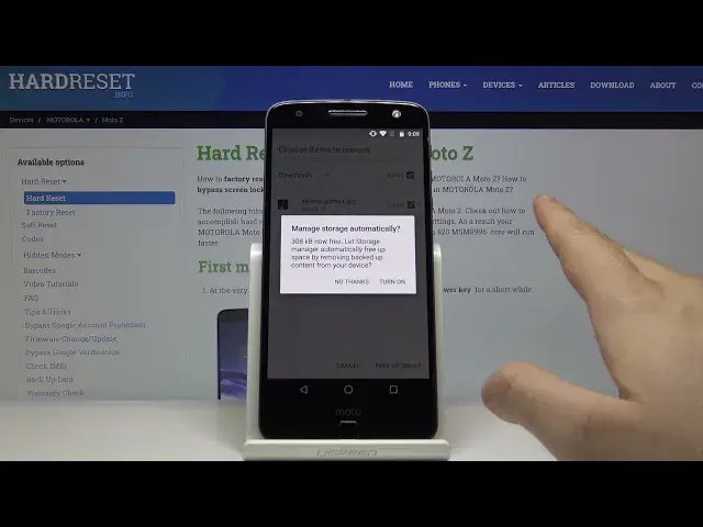 Video thumbnail for How to Clean Storage MOTOROLA Moto Z – Erase Temporary Files