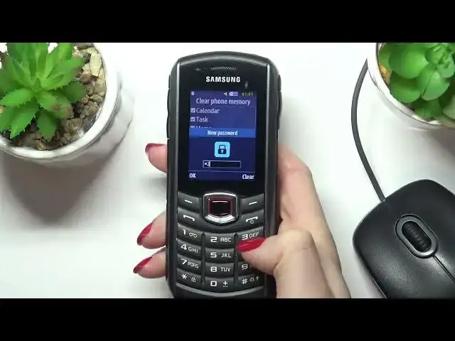 Video thumbnail for Samsung B2710 Solid - How To Clean Phone Memory