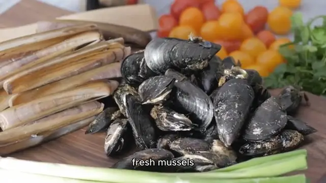 Video thumbnail for Belgium – Moules-Frites (Mussels and Fries) Recipe