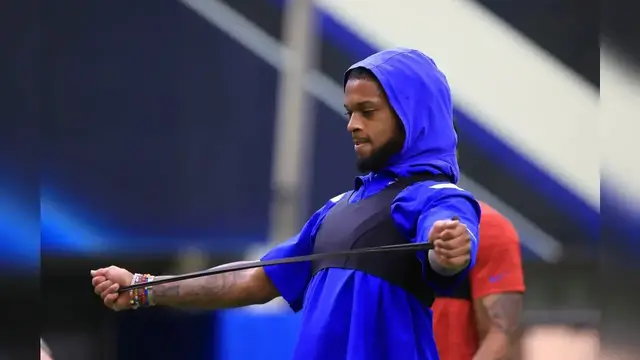 Video thumbnail for Hamlin Cleared To Resume Play