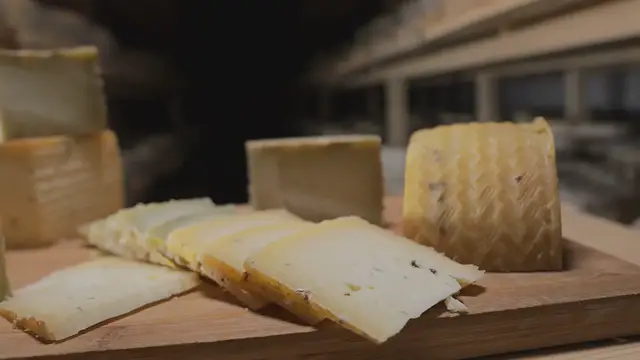 Video thumbnail for Reuben Dip – A Savory Twist on a Classic Sandwich