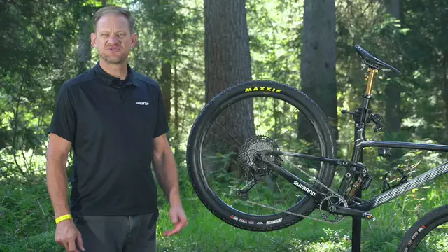 'Video thumbnail for Giant Anthem Suspension Design'