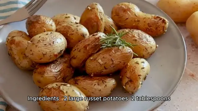 Video thumbnail for Perfect Crispy Hash Browns Recipe