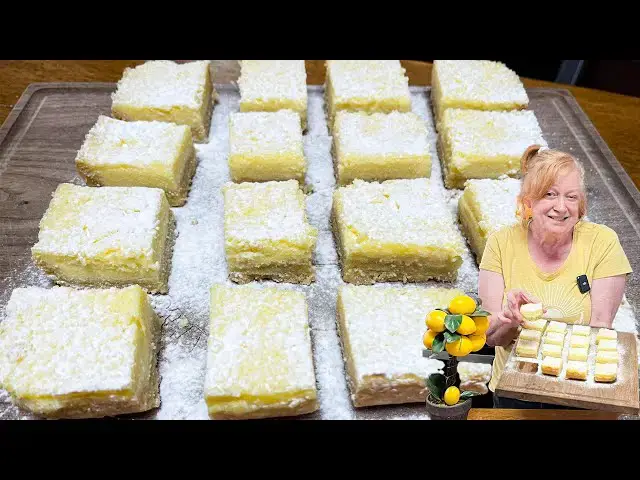 'Video thumbnail for SUNSHINE LEMON BARS 6 Ingredient Low Carb Dessert'
