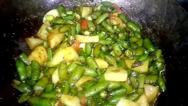 Video thumbnail for ये सब्जी होती है सेहत से भरपूर और स्वाद में लाजवाब / Restaurant Style Bakla ki Sabji Recipe