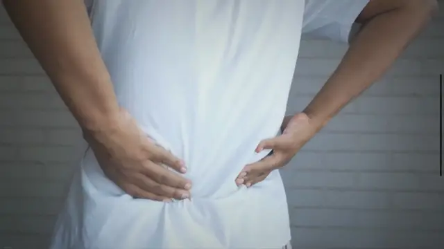 Video thumbnail for Sensation de brûlure dans le bas du dos : Que faire ?