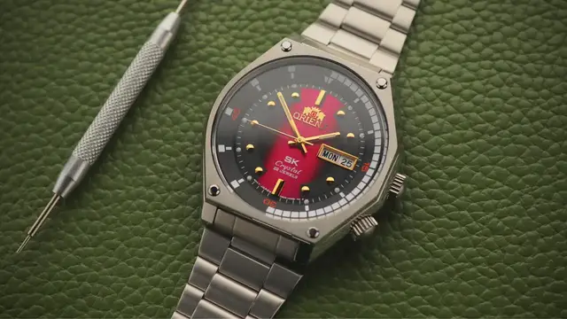 Video thumbnail for A Terrible Reissue - Orient SK Diver Retro 'Mechanical Revival Watch’