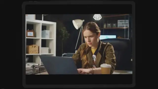 Video thumbnail for How to Zoom In & Zoom Out Slide Quickly in Google Slides