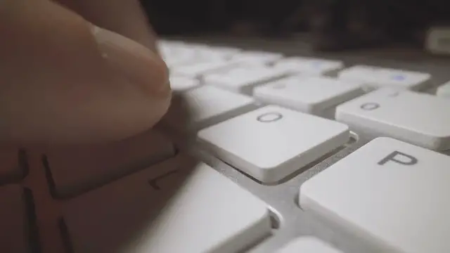 Video thumbnail for MacBook Workflow Mastery