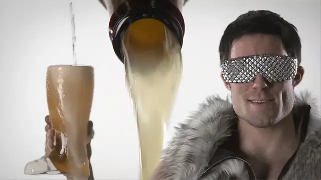 Video thumbnail for Das Beer Boot A Giant Oktoberfest Glass Beer Boot