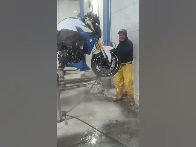 Video thumbnail for Una 900cc