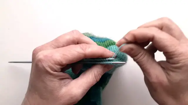 'Video thumbnail for Patchwork socks - Kitchener stitch'