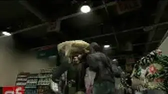 Video thumbnail for Dead Rising Xbox 360 Gameplay Trailer