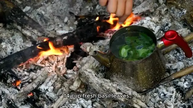 Video thumbnail for pomodoro sauce recipe